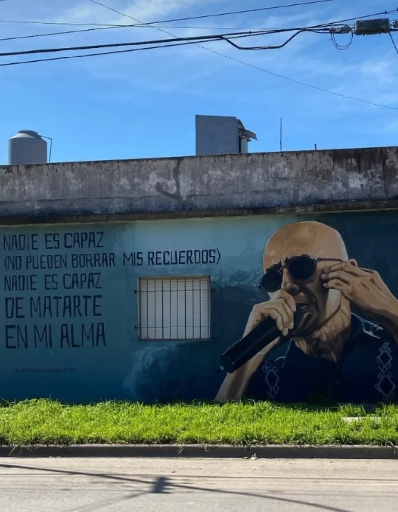 francomma07's tweet photo. buen día redondosss, tengan hermoso martes🥃 https://t.co/9A5ncUny7W