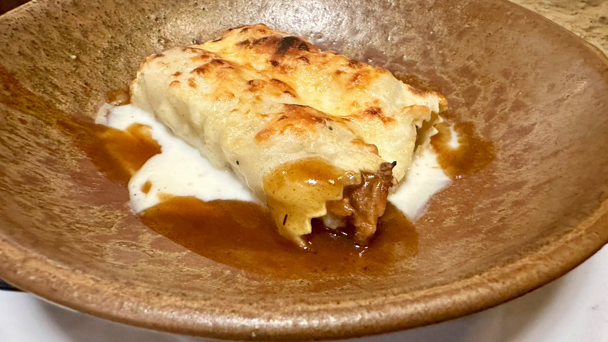 El testimoni de la Montserrat com a símbol de tradició.
Els canalons com a llegat per a la família Roca.