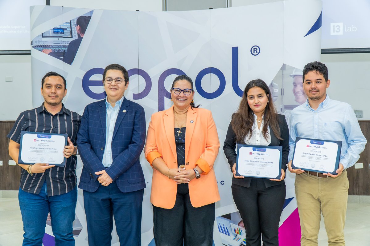 🏆 ¡Orgullo #FIMCM! El proyecto "ESPOL Active Community" ganó la 6.ª edición de #InnovAcción. Destacamos a la Ing. Saray Consuegra y su equipo por su gran aporte a la sostenibilidad. 🌱⚓

Lee más aquí: fimcm.espol.edu.ec/es/noticias/la…

#ESPOL #Innovación #MovilidadActiva #Sostenibilidad