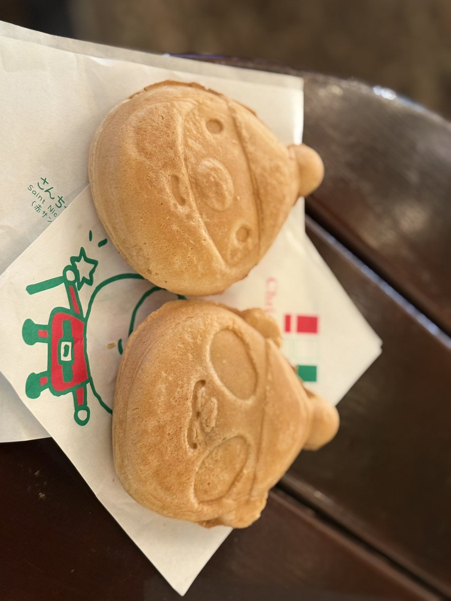 MAKO2512's tweet photo. #はいさーい #まこおじ  #上野
 #クリスマスマーケット
 明日から雨予報なので
今年最後のイルミかな？ https://t.co/p7l6lHYX1d