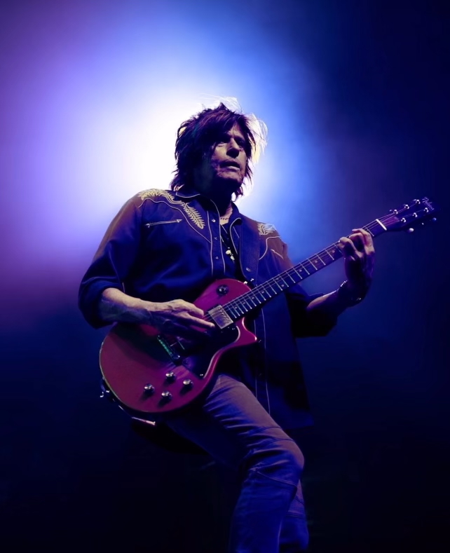 OcoWax's tweet photo. Have an awesome day today People! #DeanDeLeo #StoneTemplePilots #TalkShow #ArmyOfAnyone etc., etc., etc. https://t.co/a9KNnOhaCM