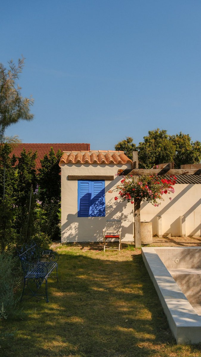 CAFETELLER's tweet image. La Bella’s ร้านพิซซ่าเปิดใหม่ที่ระยอง ตัวร้านสวยมากกกกก แบบทำถึงทุกมุม สวยตั้งแต่ก้าวเข้ามาในร้านเลย

พึ่งมารู้ทีหลังว่าร้านค่อย ๆ สร้างมาตั้งแต่ปลายปี 2021 แล้ว ร่วม 4 ปีเต็มกับการปั้นร้าน ต้นไม้ เถาวัลย์ที่เกาะขอบประตูหน้าต่างก็คือสวย