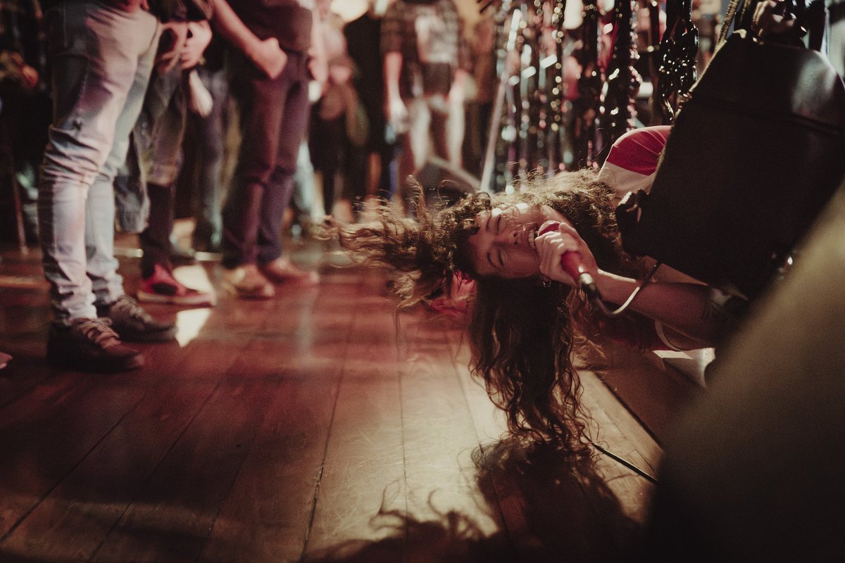 Hermana Furia tweet media