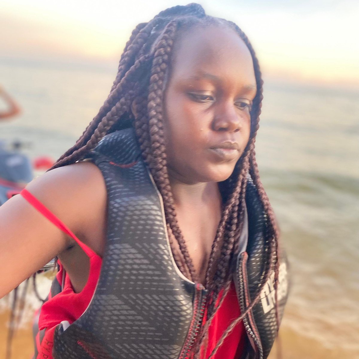 ByabawaE's tweet photo. #NewProfilePic https://t.co/r8za7UfJ1k