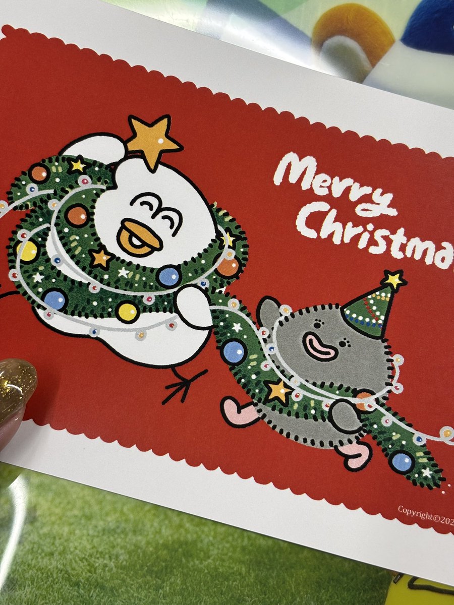 mugny すやすやとりもち ラグマット mugnyさんが描く「とりもち」がガシャポンあそーとこれくしょんに登場