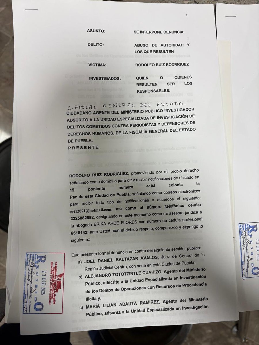 EN #PUEBLA, LAS VENGANZAS DE #ARMENTA  
Esta mañana de 23 ha sido citado Rodolfo Ruiz <a href="/periodistasoy/">Rodolfo Ruiz R.</a> , director de <a href="/e_consulta/">Periódico e-consulta</a> , para una diligencia judicial que podría implicar encarcelamiento. 
Ruiz ha presentado, a su vez,  dos denuncias, “una por ejercicio indebido de