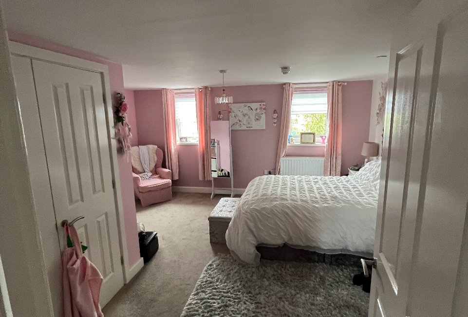 House Exchange tweet media