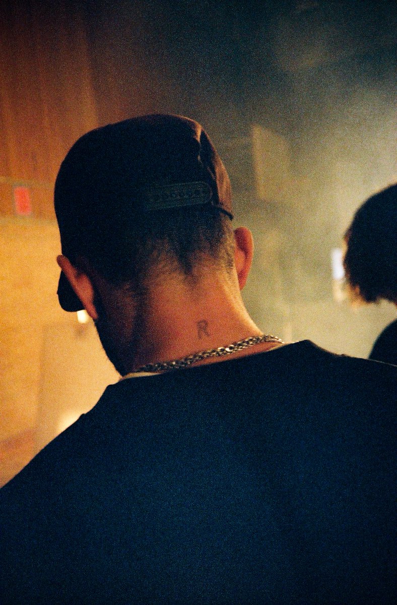 geoheaton's tweet image. on repeat