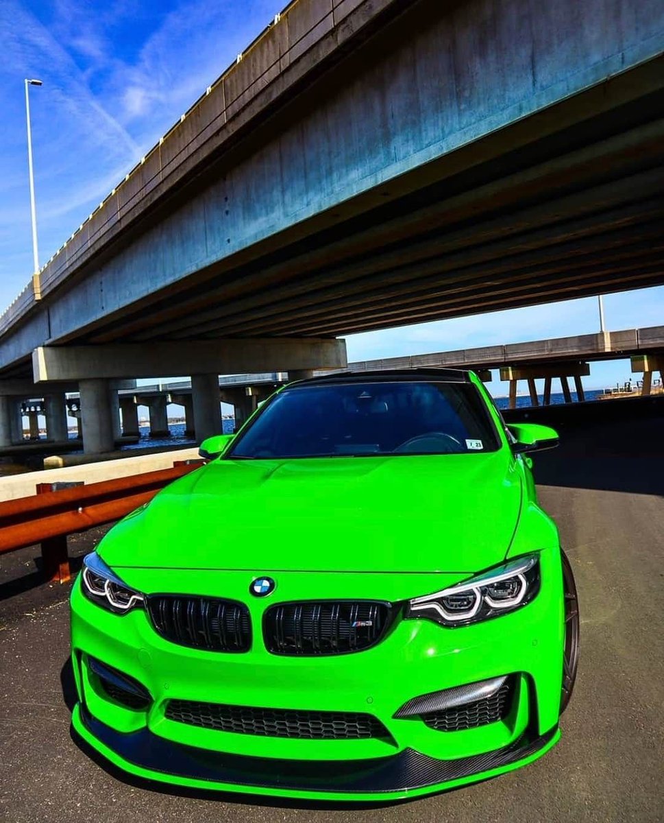 Every time I see it, I remember exactly why I went with this spec. 🍏