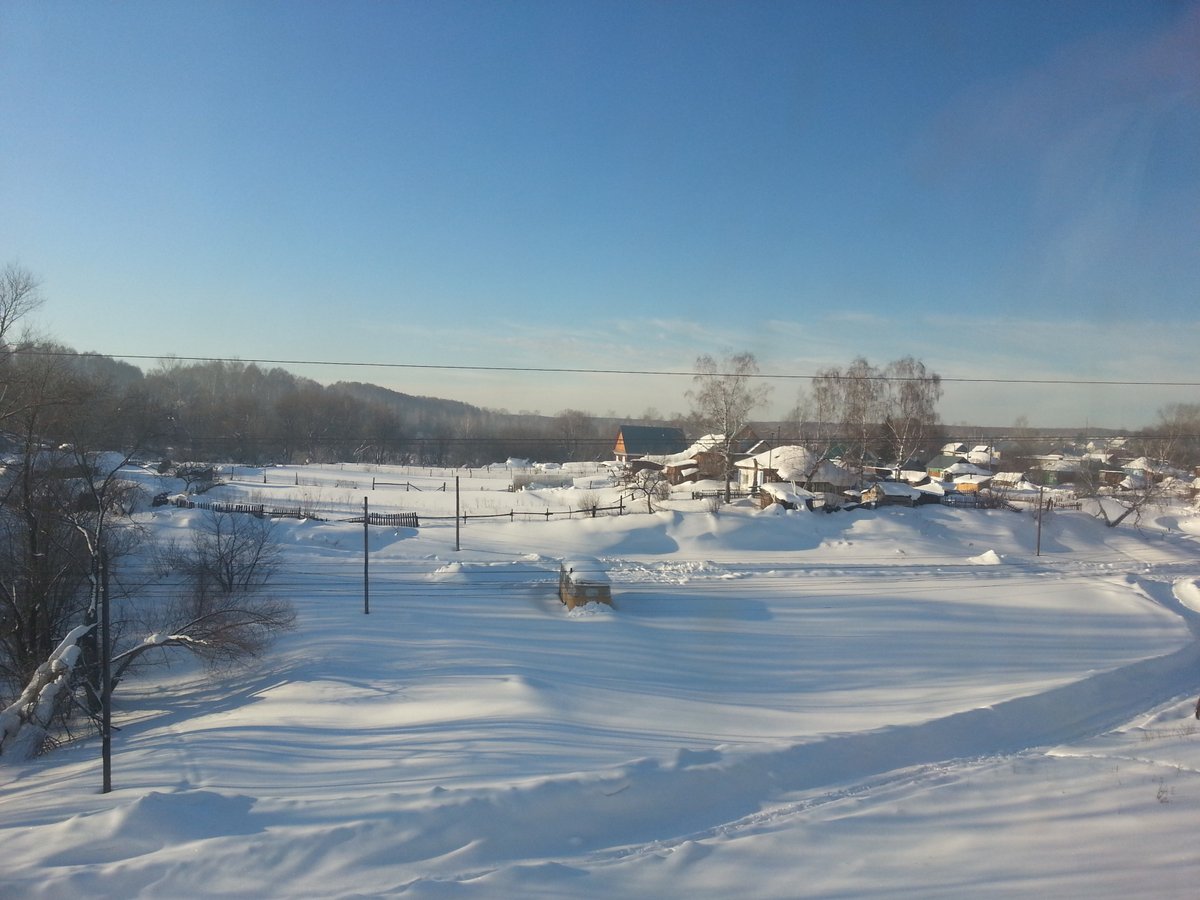 Vassi__'s tweet image. Вторник, 23.12.2025

Алтай вдали спит
Нить отпустила
Шаг...и тишина грусти внутри
Но дышать легче
#якорябольшенет