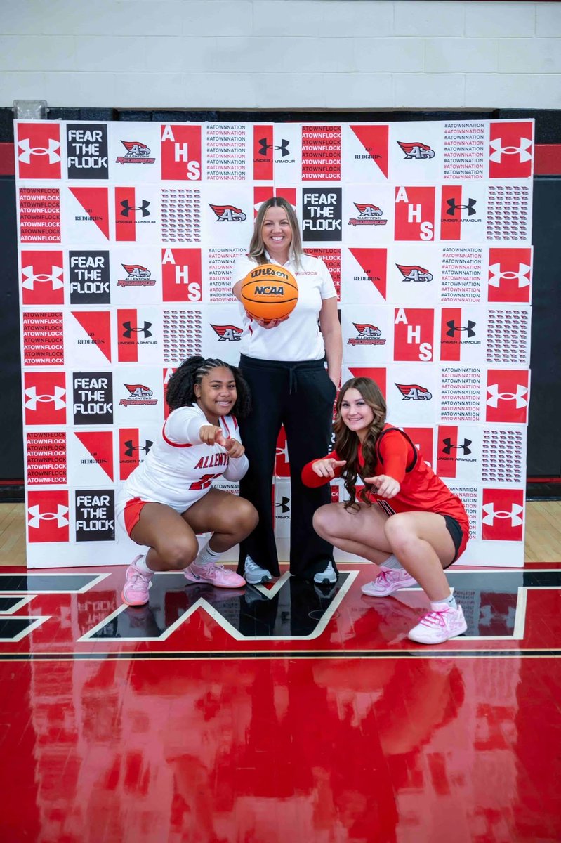 pixelsbytoddc's tweet photo. Allentown Girls Basketball Senior Media Day 2025-26 https://t.co/iaCACNqJAe