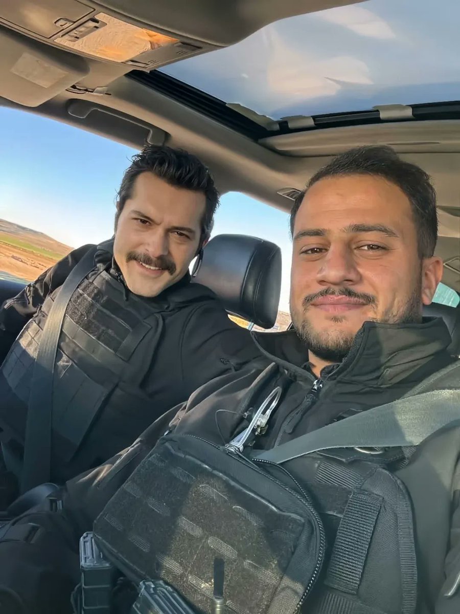 wow 🥰

#AlperenDuymaz #BeklenenMehdi #set