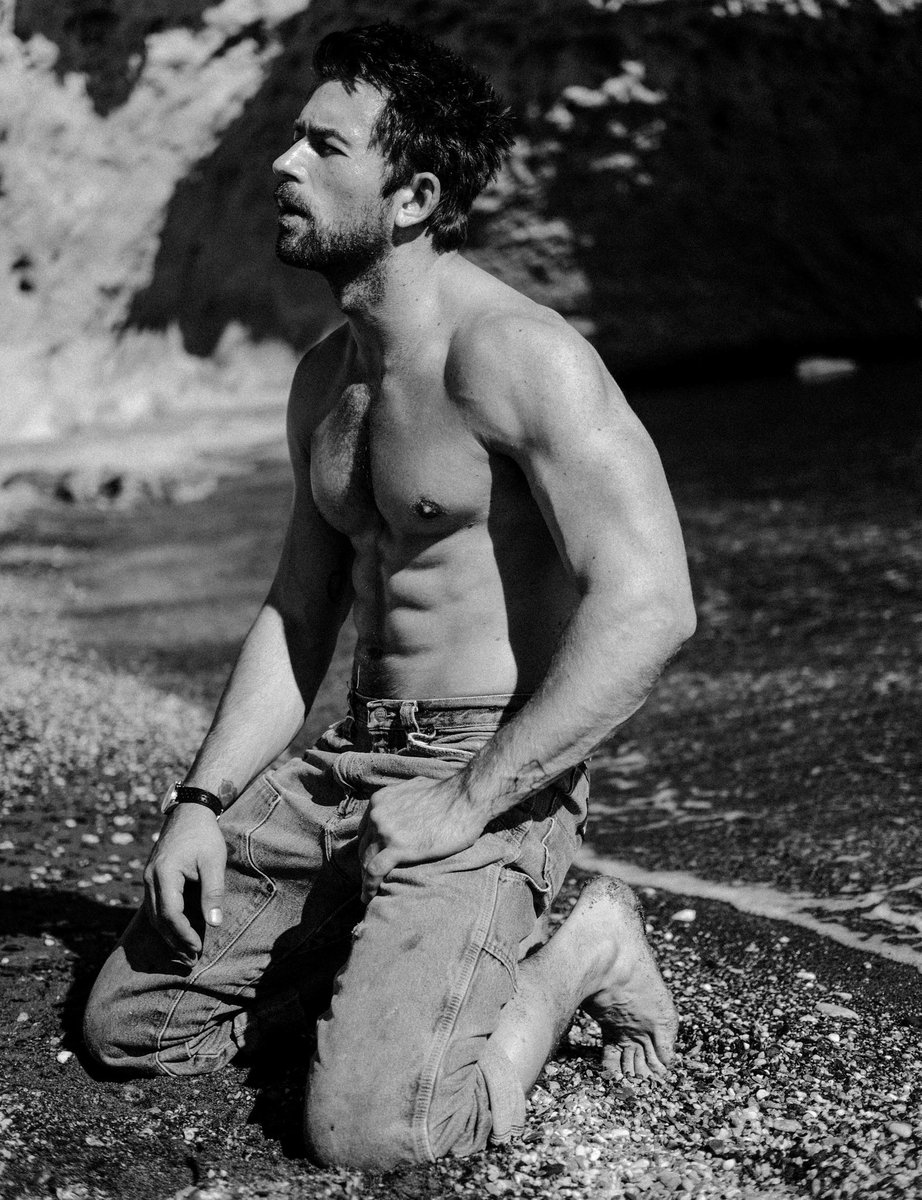 cloiskryptonite's tweet image. THIS brandon sklenar pic