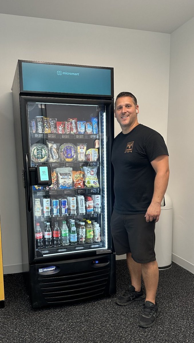 TurnkeyChicago's tweet image. Every W-2 employee should own a vending machine because…

The IRS wants you to.

Here are 7 expenses to reduce your tax bill when you buy a vending machine:

1. Machine Depreciation

Section 179 depreciates 100% of the value of a machine in Year 1.

This means if I finance a…