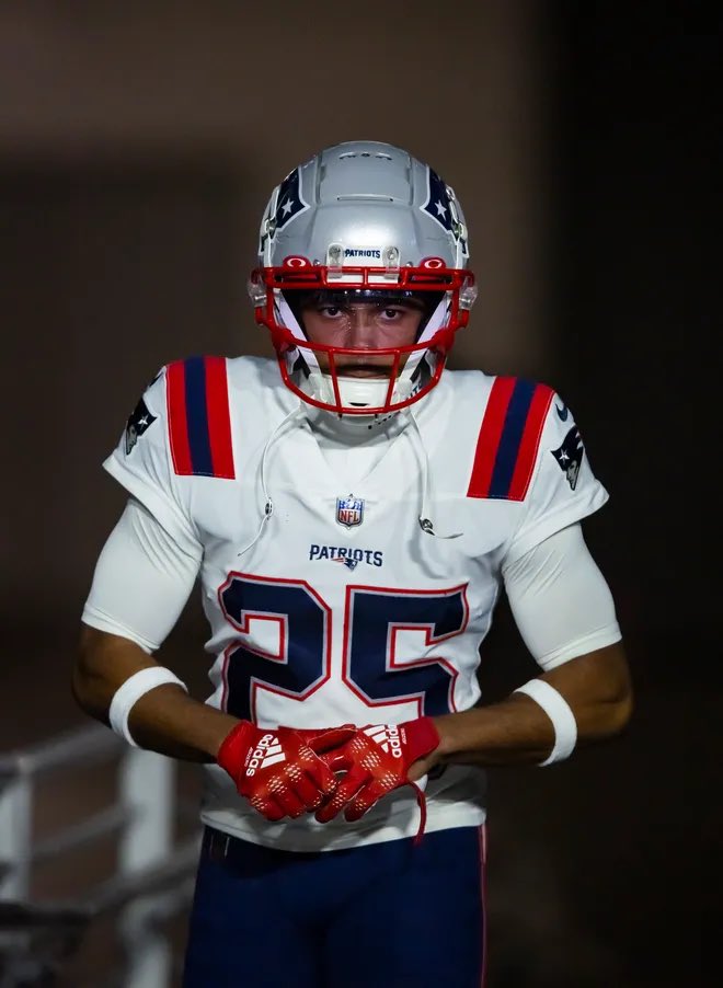 Savageboston's tweet photo. Marcus Jones did NOT make the NFL pro bowl.  

One of the biggest snubs I’ve ever seen. https://t.co/Dgn3aIHCAl
