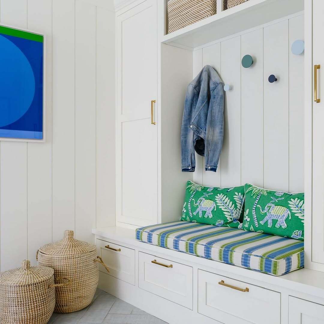 TopKnobs's tweet image. At the end of each year, Top Knobs loves to reflect and showcase standout designs of the year, all featuring our decorative hardware.

Click the link below to explore Top Knobs’ top designs of 2025:
blog.topknobs.com/top-knobs-top-…