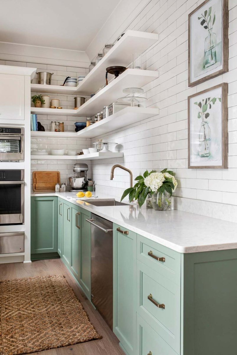 TopKnobs's tweet image. At the end of each year, Top Knobs loves to reflect and showcase standout designs of the year, all featuring our decorative hardware.

Click the link below to explore Top Knobs’ top designs of 2025:
blog.topknobs.com/top-knobs-top-…