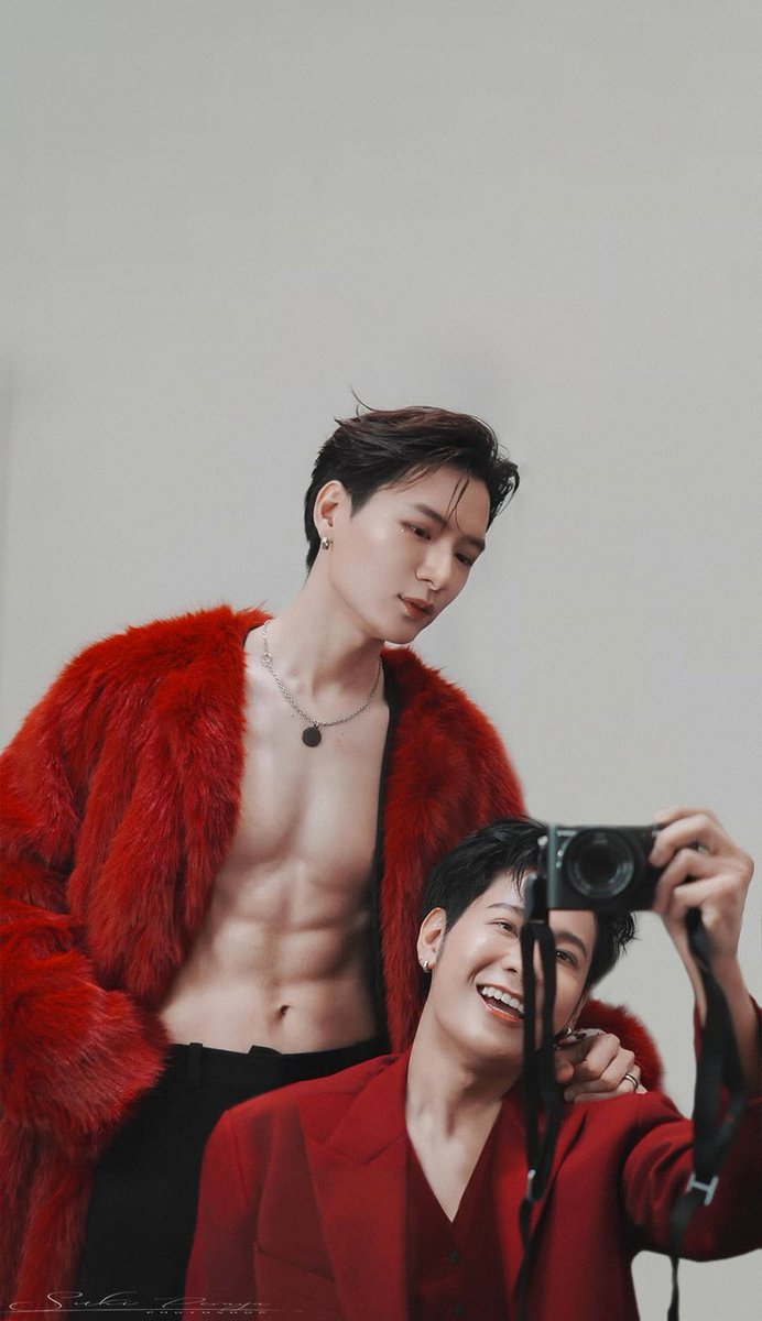 Suki_Peraya23's tweet image. Good Night 💤

「Edit Picture」Ep 7️⃣9️⃣

Singto🦁x Krist 🐢
「Christmas🎄🎅🏻🤭」
@stjinx_maya  @kristtps

#คริสสิงโต #KristSingto #ทีมพีรญา