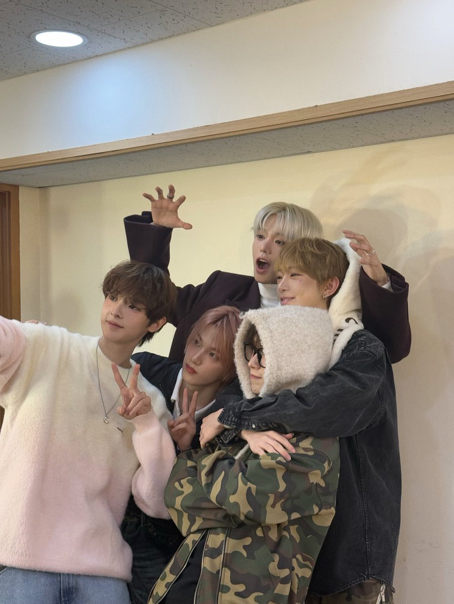 310baby_'s tweet photo. えーーん😭未練たらたらでおしまいに😭 https://t.co/ExSXvrrK8h