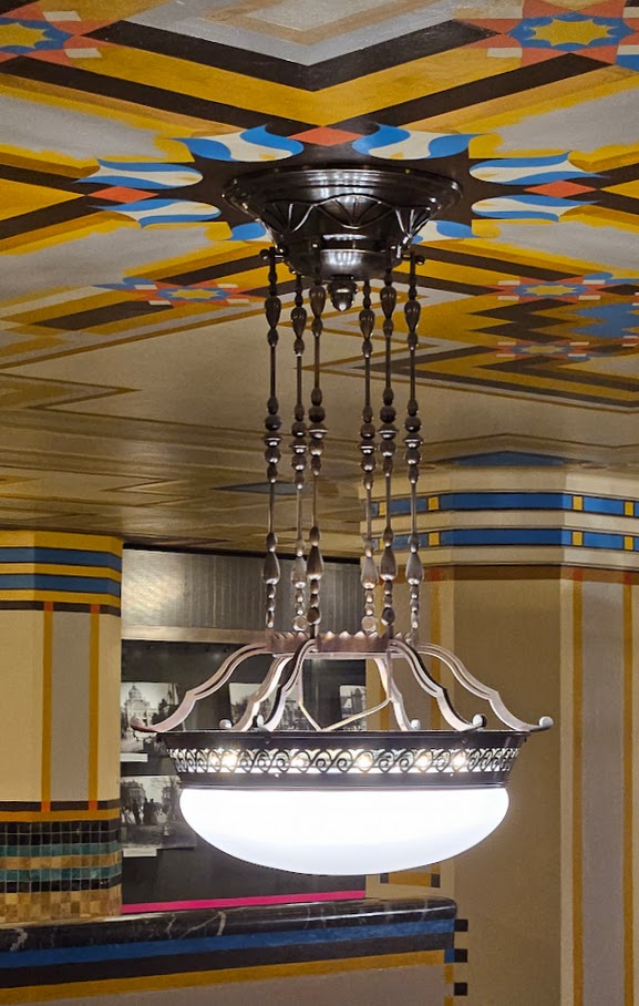 In de Schatkamer van het Stadsarchief van Amsterdam, gebouw De Bazel in de Vijzelstraat.
#zaterdagreis