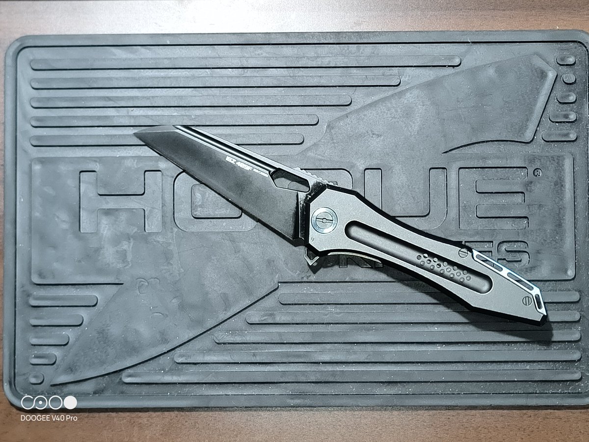 ✙ エリシュウィッツ  ストライカー オリジナル ✙ エリシュウィッツ ストライカー オリジナル ✙ エリシュウィッツ