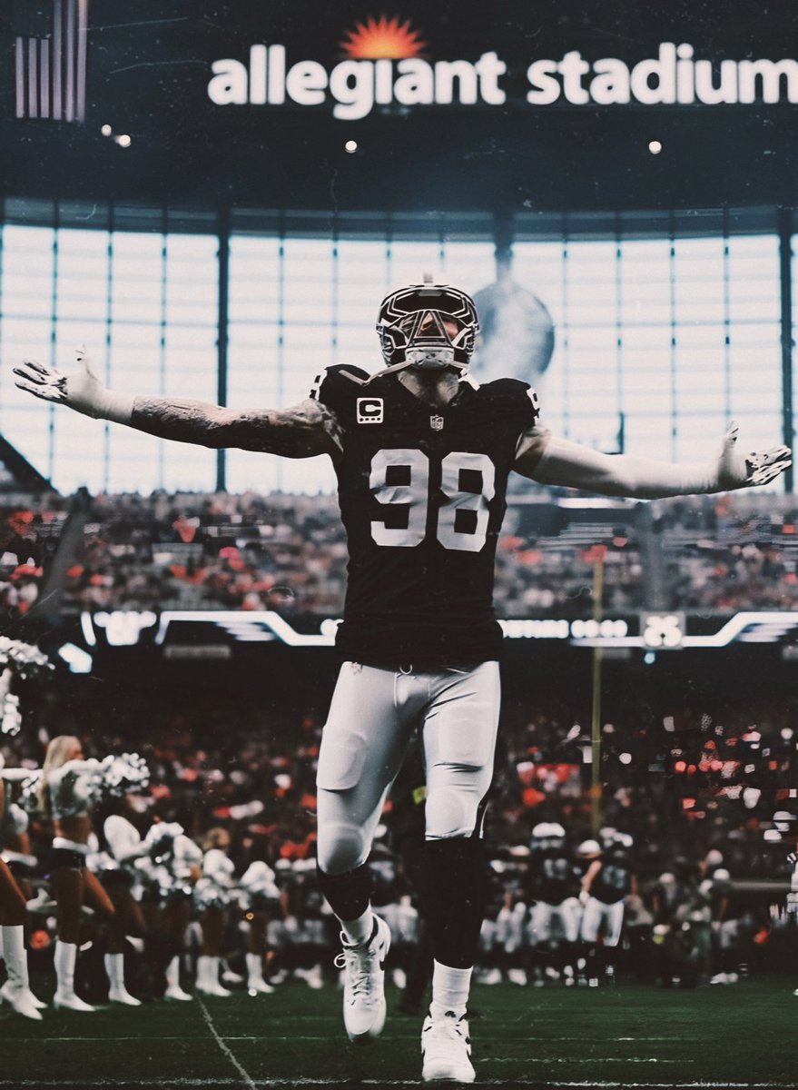 10 sacks. 
28 tackles for loss. 
2 forced fumbles.
1 interception.
6 pass deflections.
20 QB hits.

<a href="/CrosbyMaxx/">Maxx Crosby</a> has earned his FIFTH STRAIGHT PRO BOWL ‼️