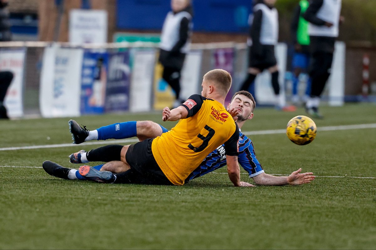 3 wins from 3 🧡🖤