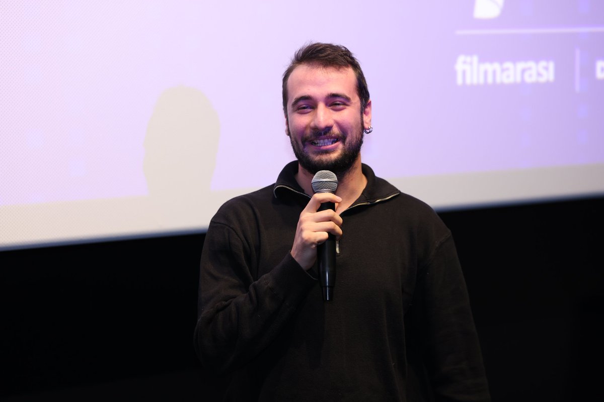 esenlerff's tweet photo. 6. Esenler Film Festivali'nde "Yarışma Dışı Seçki" filmleri, ekiplerin katılımıyla sinemaseverlerle buluştu.

Gösterimlerin ardından Festival Yapım Destek koordinatörü Gizem Sever moderatörlüğünde film ekipleriyle söyleşi gerçekleştirildi. https://t.co/jpc4p1n85m