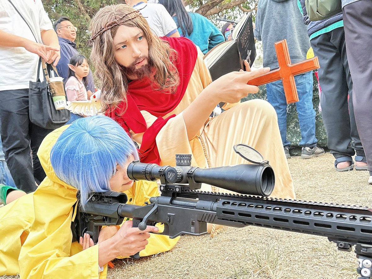 Neneko0814's tweet image. 🎄 NOT TODAY DEVIL 🗣️✝️
#MerryChristmas #Luce #Jesus #cosplay