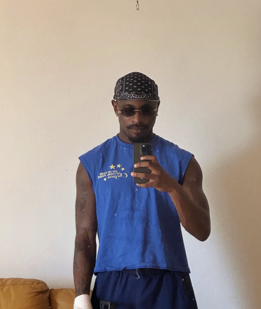 Sinatra. tweet media