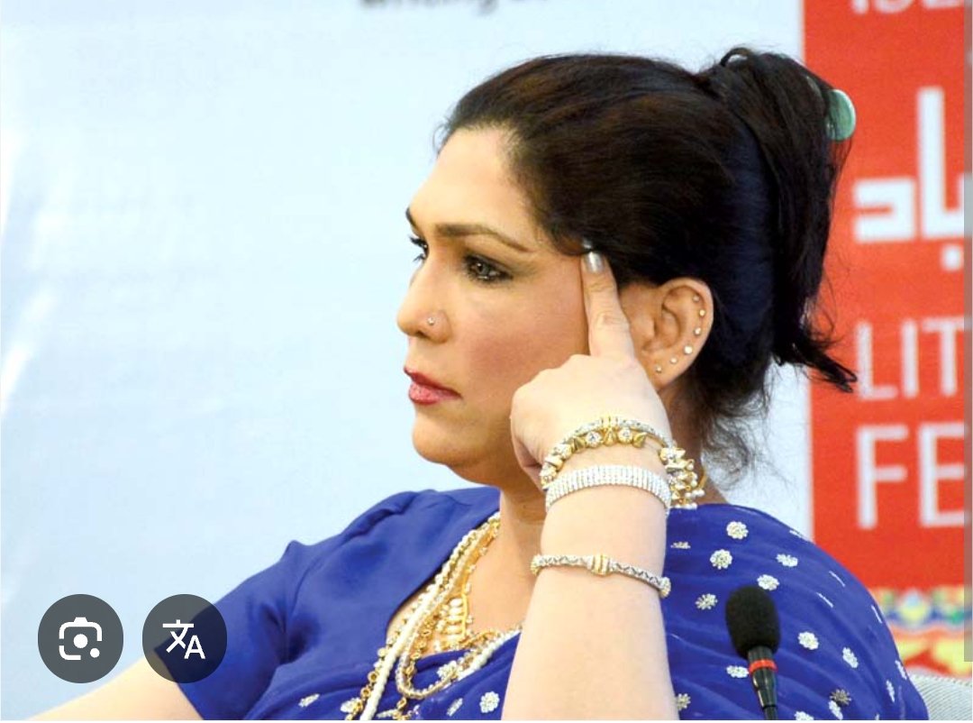 Ahsenikram1986's tweet photo. پاکستان کی ایک پارٹی نے
 (الماس بوبی) اور (مہک ملک) 
جیسے کریکٹر لوگوں کی عزتوں کو اچھالنے کےلیے  چھوڑ دیے ہیں۔۔ ان کے پٹے کھول دیے ہیں۔ سندھ میں اگر کتے کے کہ انجکشن ہوتے تو یہ ایسی نا ہوتیں ۔۔
یہاں پر کوئی  *مسٹر10٪* نہیں ہے۔۔ https://t.co/0YoDVUpgMF