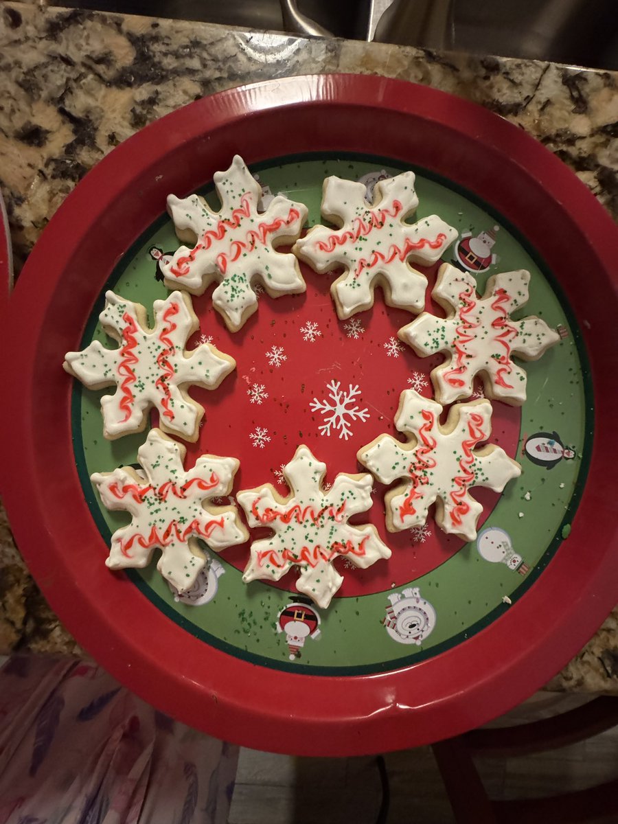 TheFefinator's tweet image. Christmas cookies! Pt 1 😂 
German sugar cookies
They are mostly butter 😈