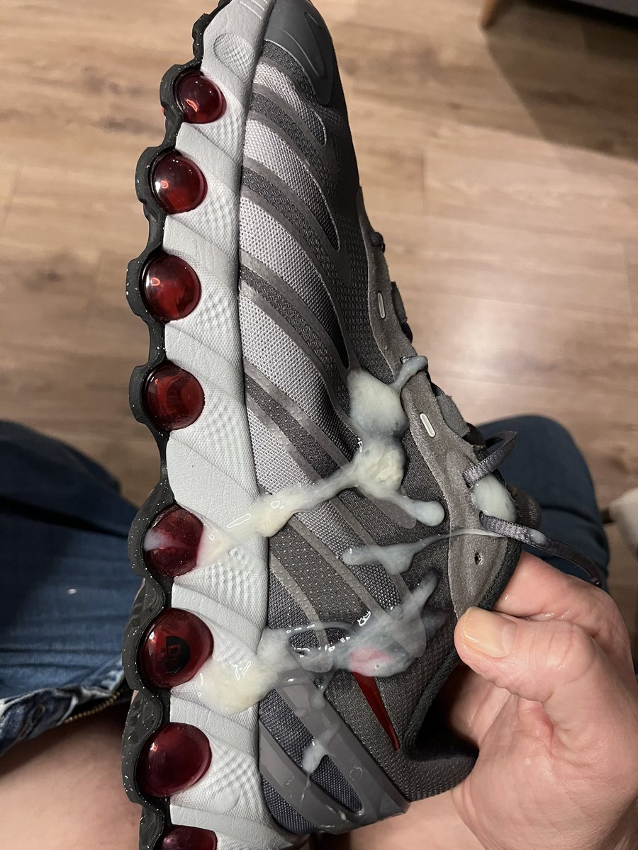 Been wearing the DN8s a bit and while still not 💯about them they do warm up and stink up nicely.  Think I may just have improved them a bit too ?