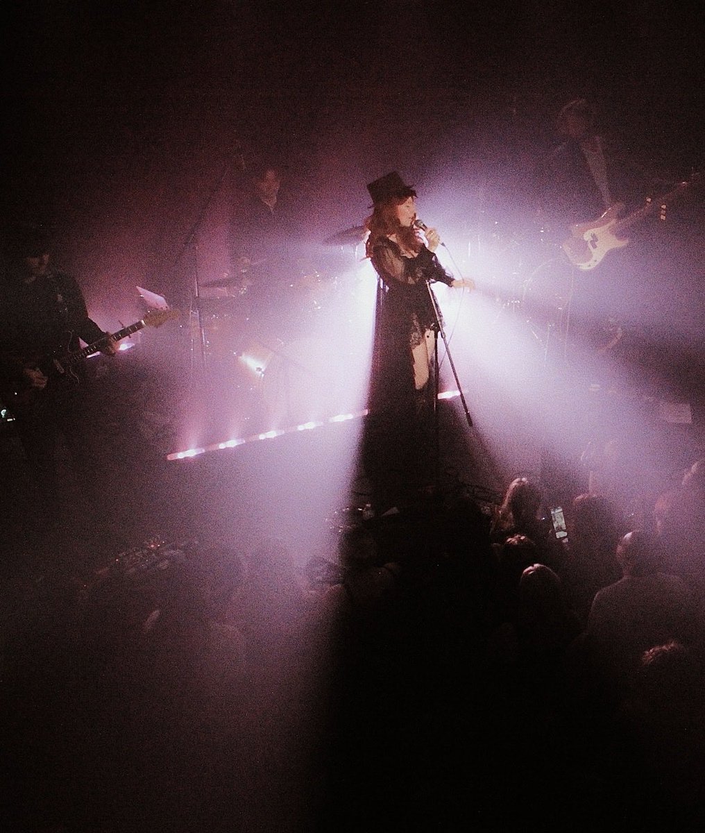 oceanleclairHQ's tweet photo. Day 23 - Belgrave Square₊ ˚. 🕯️ ⊹₊ ⋆

Belgrave Square was written a month before Ocean performed it at Lafayette supporting CATTY 

She refuses to reveal its cryptic meaning, éclairs will have investigate when it comes out. https://t.co/QO3MtGwAo7