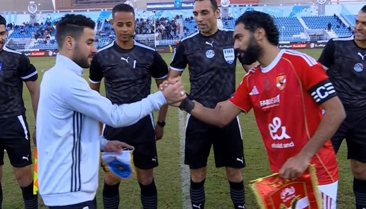 قائد جديد ينضم لقائمة القلعة الحمراء. حسين الشحات بشارة قيادة النادي الأهلي لأول مرة في مسيرته 