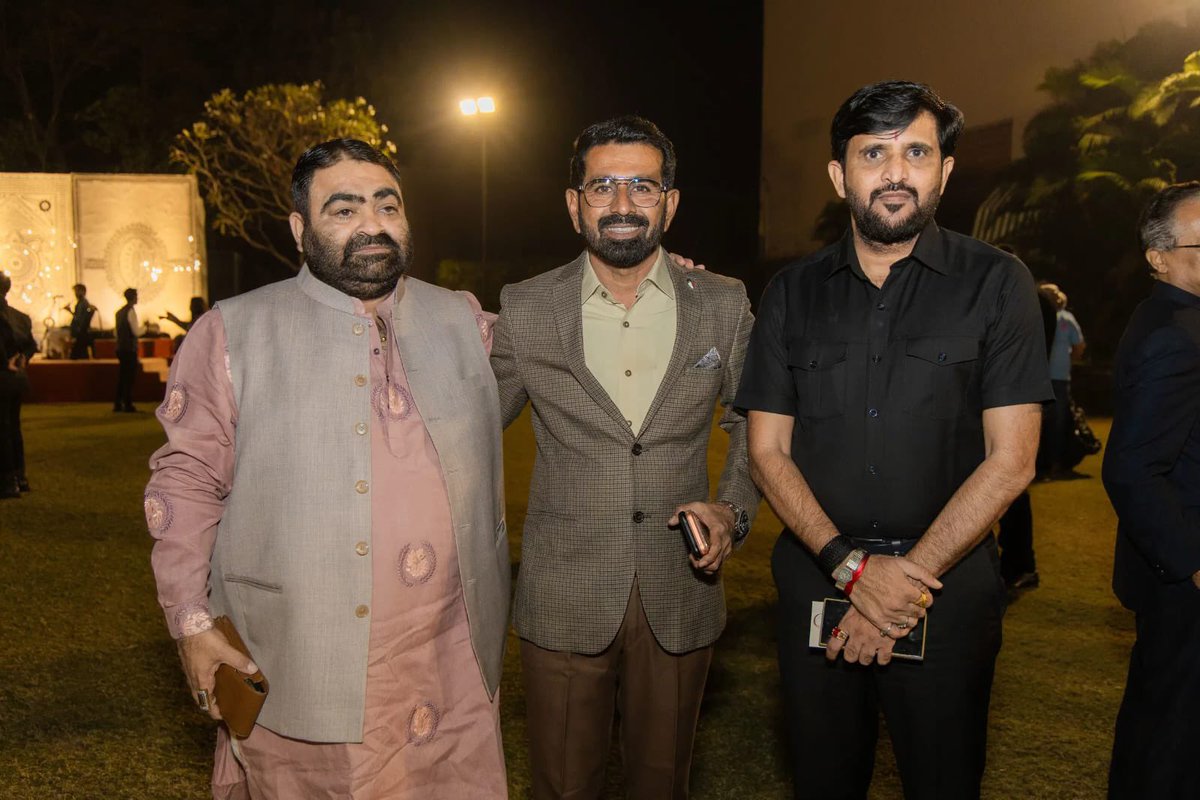 JivrajAal's tweet photo. “New beginnings, stronger journeys — wishing the popular singer @thekinjaldave @dhruvinshahofficial continued inspiration and success.”
— Jivrajbhai Aal
National President, Vihotar Group of India
#PopularSinger #Leadership #Inspiration #PublicLife #Values NewBeginning 🇮🇳 @Kinjaldavemusic