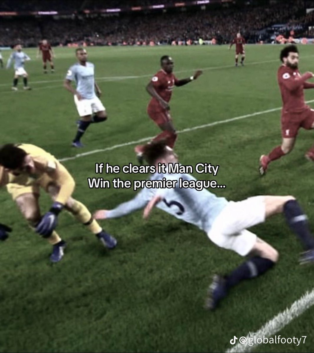 𝐄𝐑 tweet media