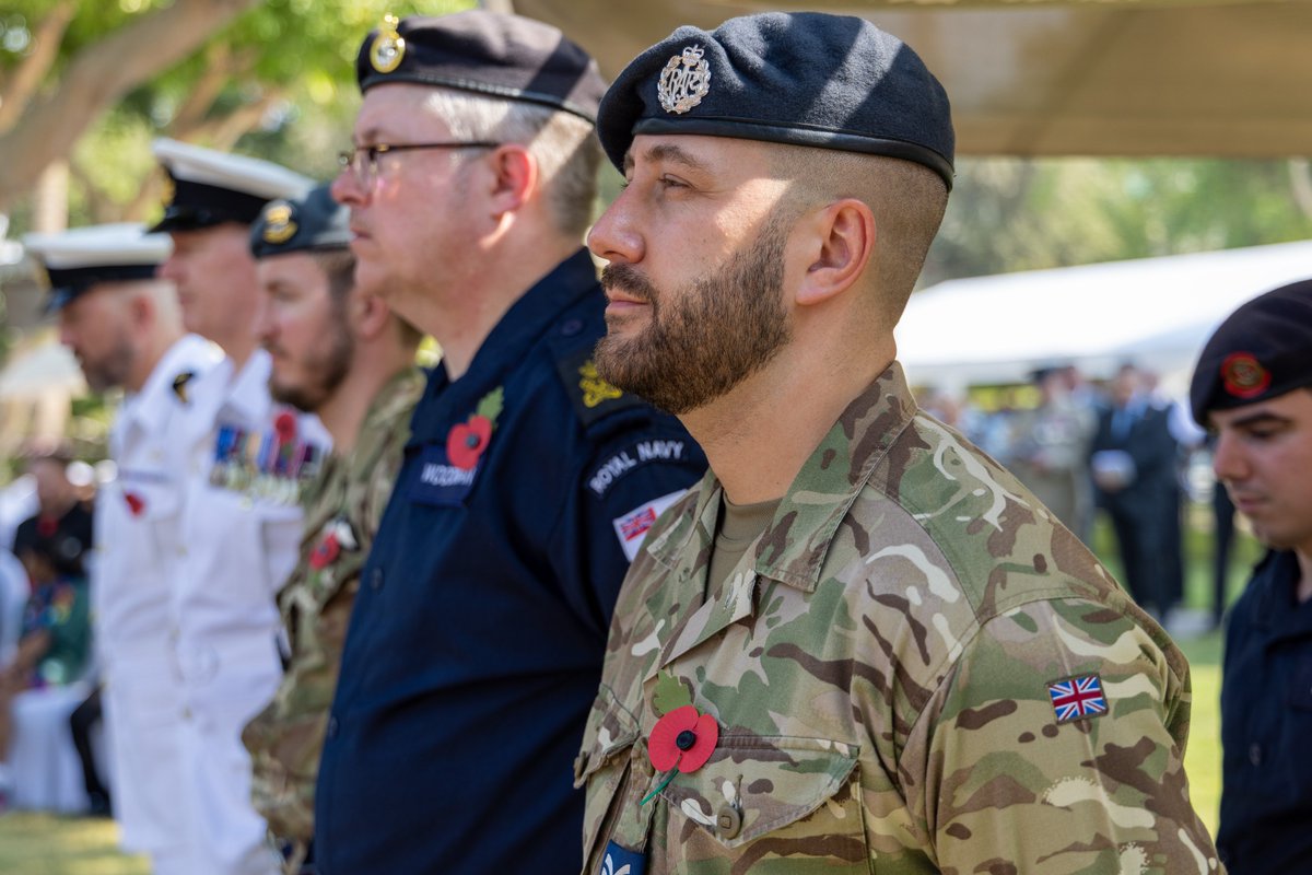 UKMCCMiddleEast's tweet photo. This Christmas, we thank all those deployed, working tirelessly to protect UK interests far from home.

Your dedication and sacrifice embody the true spirit of service.

🎄 Wishing you all a safe and merry Christmas.

#OpKipion https://t.co/4Yglnu055f