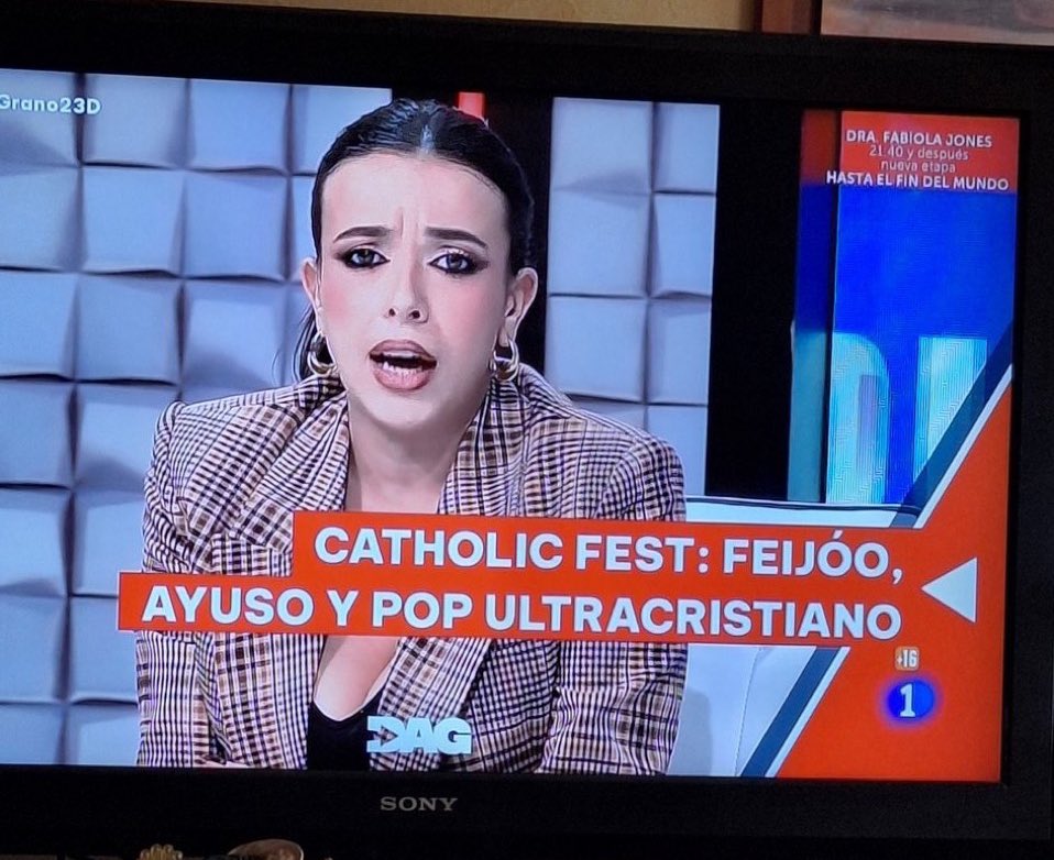 La tele pública llamando “ultracristiano” a un concierto de Hakuna. Molestan más la alegría de esos jóvenes y familias en Navidad que la corrupción y el ruido ideológico que ellos mismos promueven.

El Evangelio provoca esto. Hakuna les está cayendo encima como el agua bendita