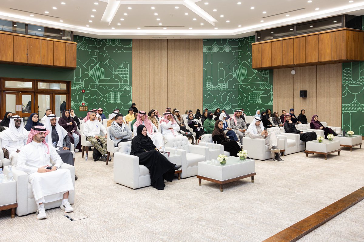 fahd_m29's tweet photo. مع ختام 2025
سعدت بتمثيل لجنة اللاعبين في #الاتحاد_السعودي_للروبوت_والرياضات_اللاسلكية خلال مشاركتي في منتدى اللاعبين الرابع المنظم من قبل @TeamSaudi بالرياض،
تجربة مميزة وثرية نسعى من خلالها لنقل المعلومات والخبرات لتطوير ودعم اللاعبين 🏃🔝 https://t.co/Yfq6ah5i2n