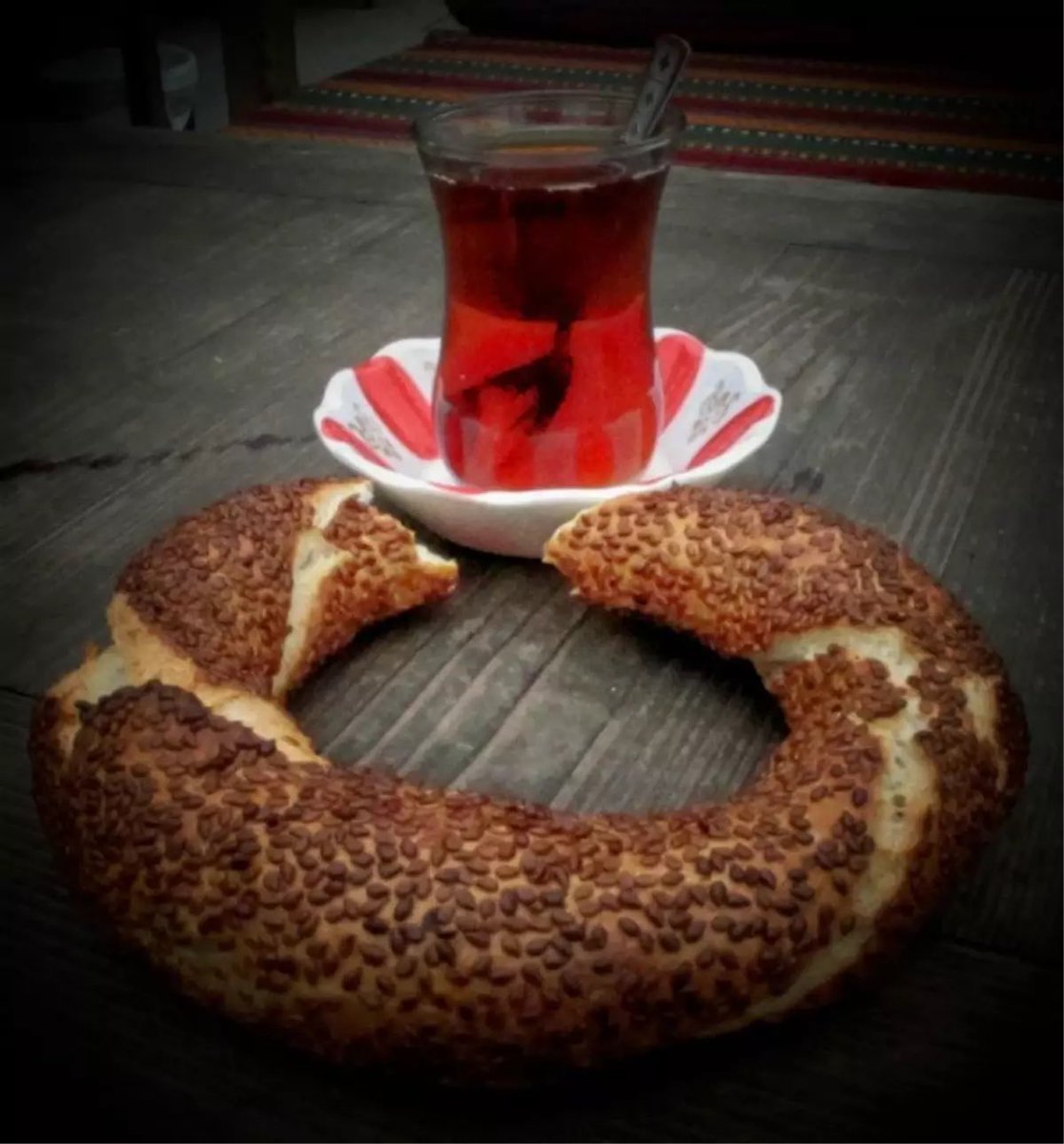 muzeyyensevkin's tweet image. Yine dağ fare doğurdu!

Açlık sınırı 30.000 Lira!

Yeni asgari ücret 28.075 Lira!

Yazık!

#asgariücret