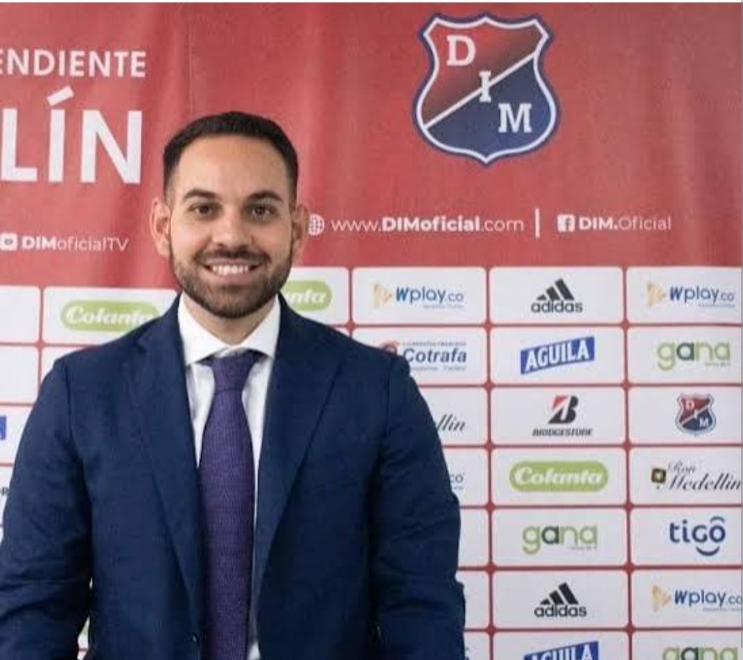 fuera este HP: traidor y mantenido Del  DIM tenemos que sacarlo ya, a robar a su país la hinchada del DIM deber despertar  <a href="/FedeSpada1991/">Federico Spada</a>