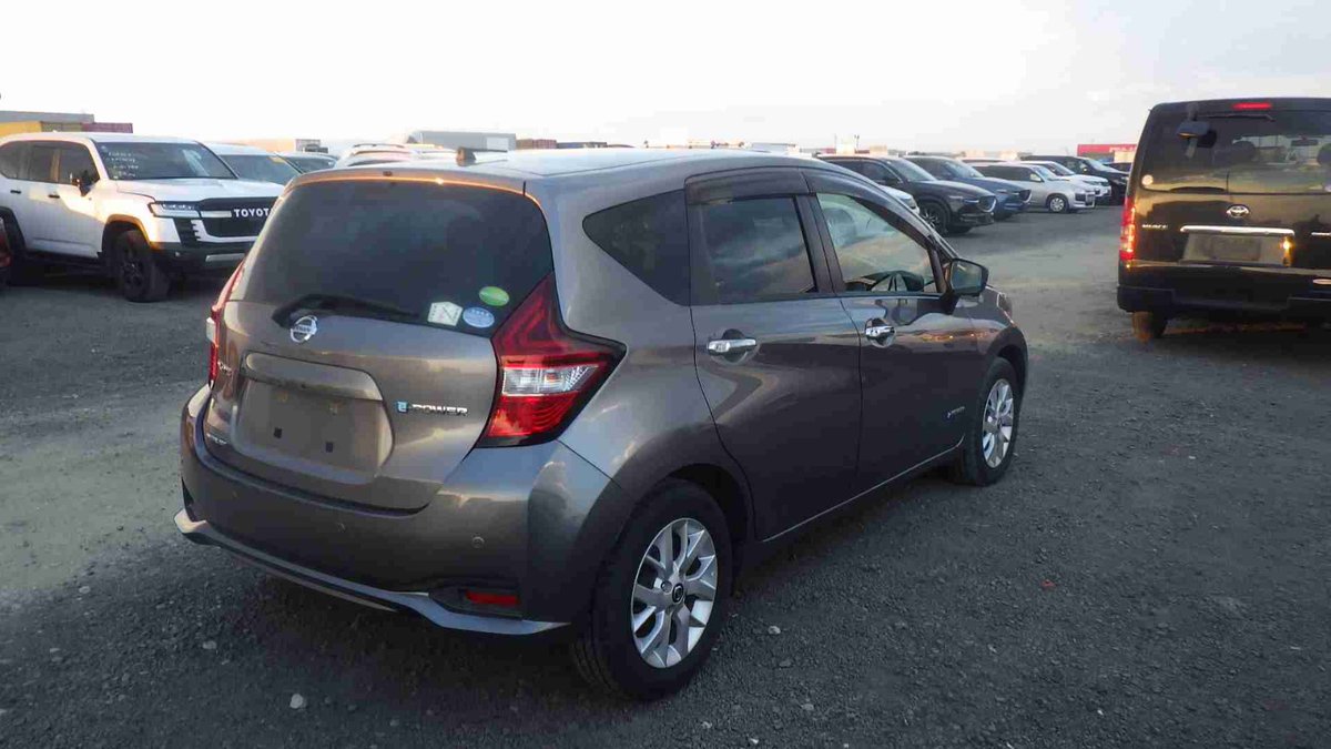 EnvogueAuto's tweet photo. Making its way to Nairobi for delivery is this Nissan Note E-Power. https://t.co/JMzbEouoM5