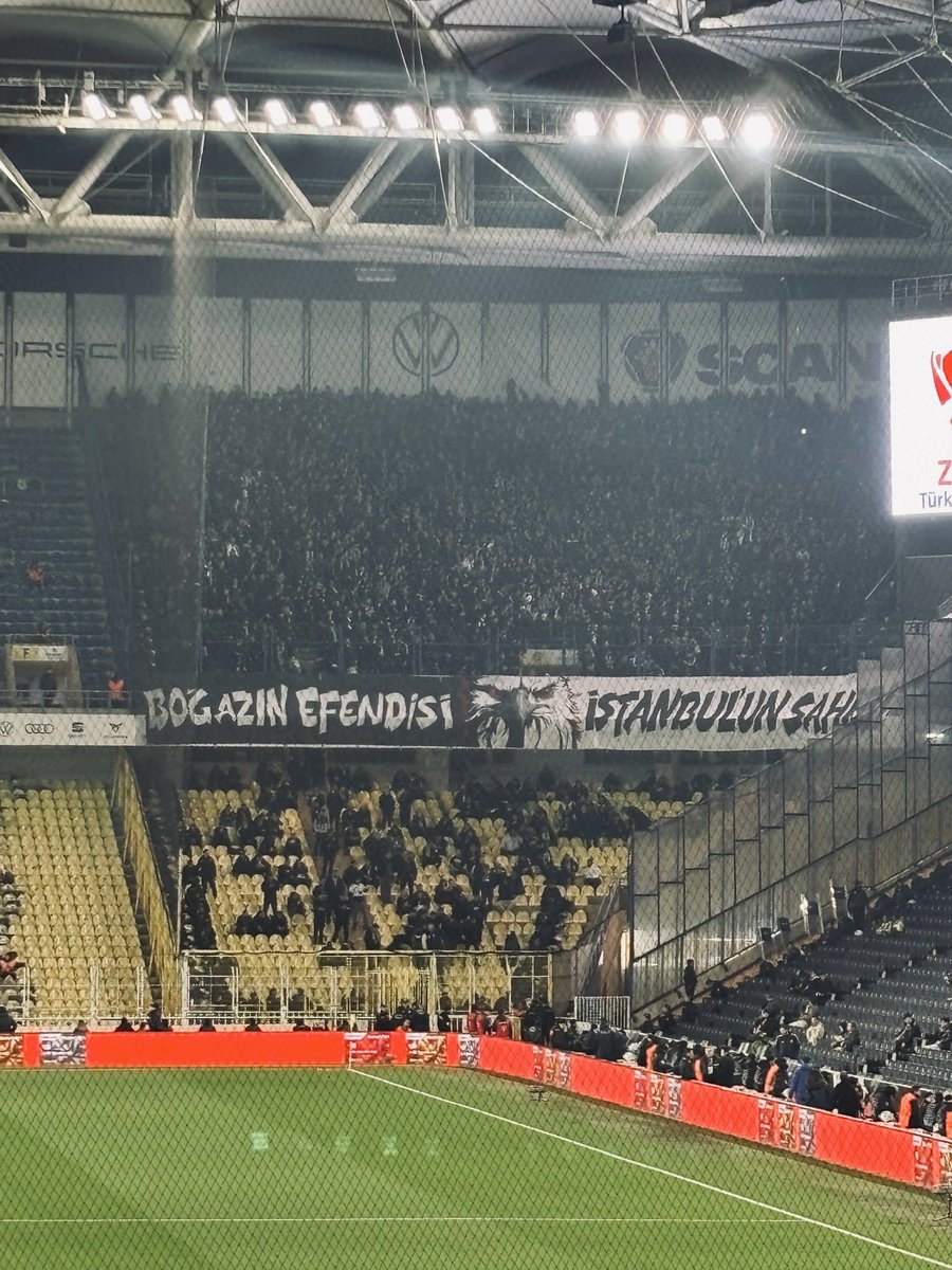 HER ZAMAN HER YERDE KADIKÖYDE SAMİYENDE KRAL BİZİZ BU ALEMDE !

📍 kadıköy

#Beşiktaş