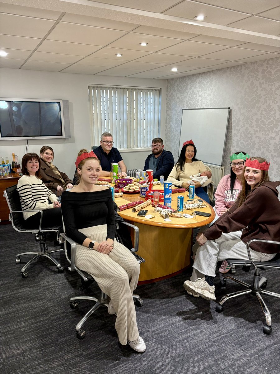 bsshindley's tweet photo. We thoroughly enjoyed our annual Business Space Solutions Christmas get together on Friday, and would love to take this opportunity to wish all of our tenants and visitors throughout the year a very Merry Christmas and all the best for 2026! 🥂 https://t.co/AT08iYAWrq