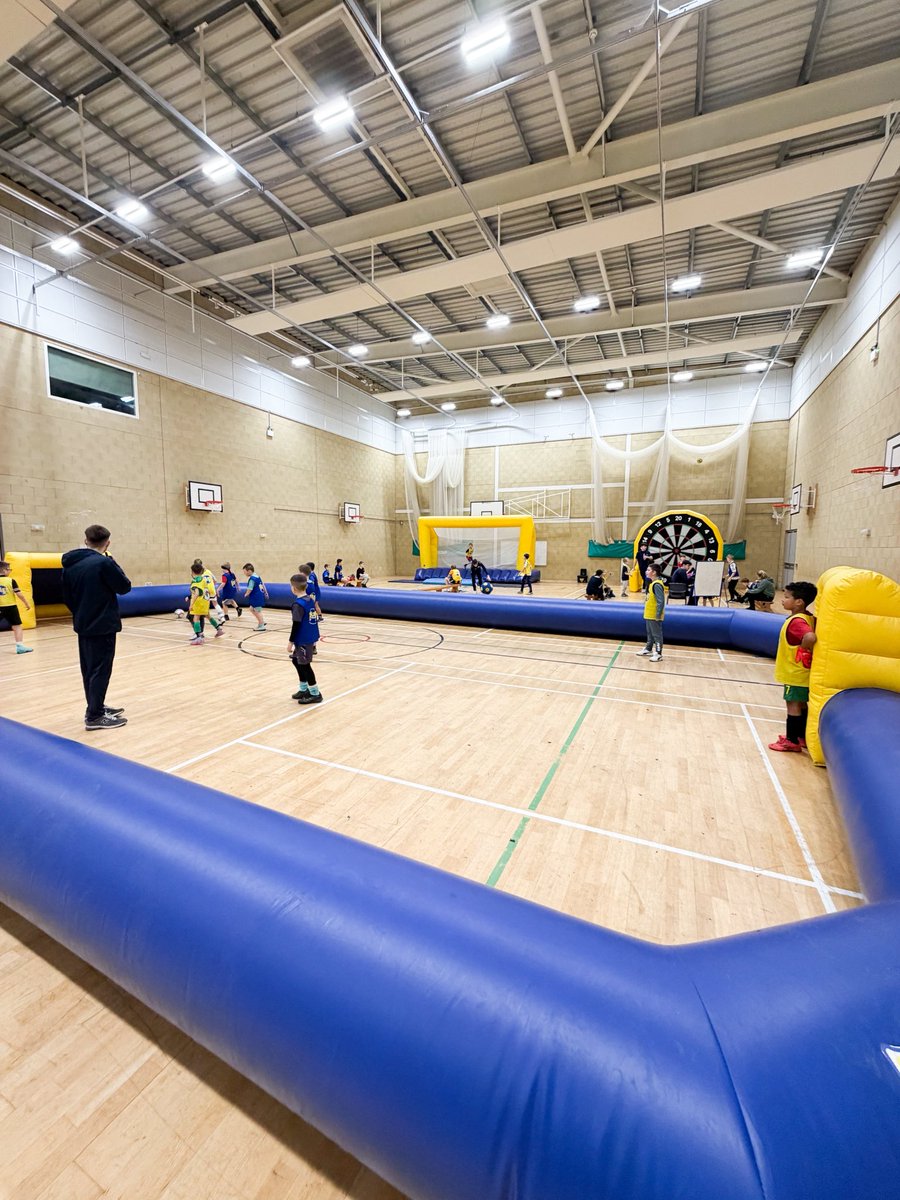 🤩 ACTION PACKED days in the lead up to Christmas! Our Football Fun Camps have been great this week so far. 

The kids have loved playing the Christmas themed games on the inflatables!