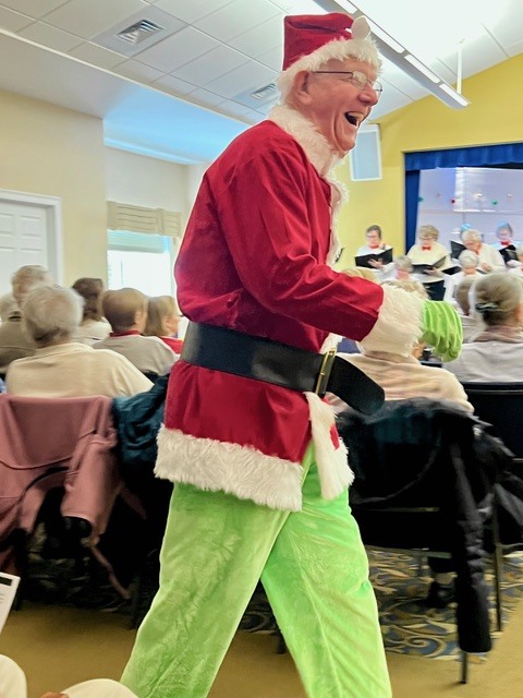 Our Triple HHH Singers delivered a beautiful Holiday Concert on December 11th! Their voices filled the room with Christmas cheer and reminded us all of the joy this season brings. Thank you to our talented singers! 🎶🎄