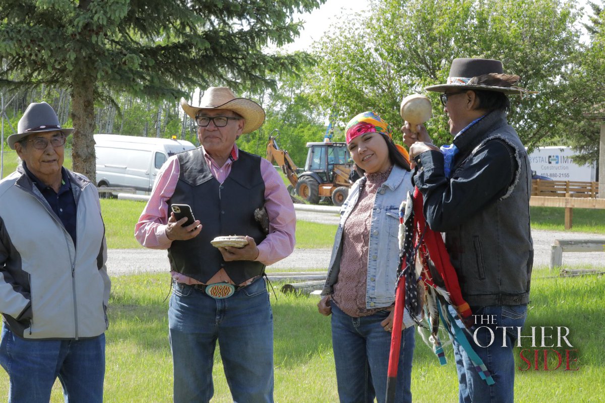 AngelEnt_ca's tweet image. The lighter side of The Other Side. 

It’s not all shadows and scares on set. Here is the team sharing a laugh and soaking up the sun behind the scenes of Episode 10. Keeping the energy positive is just as important as the investigation itself.