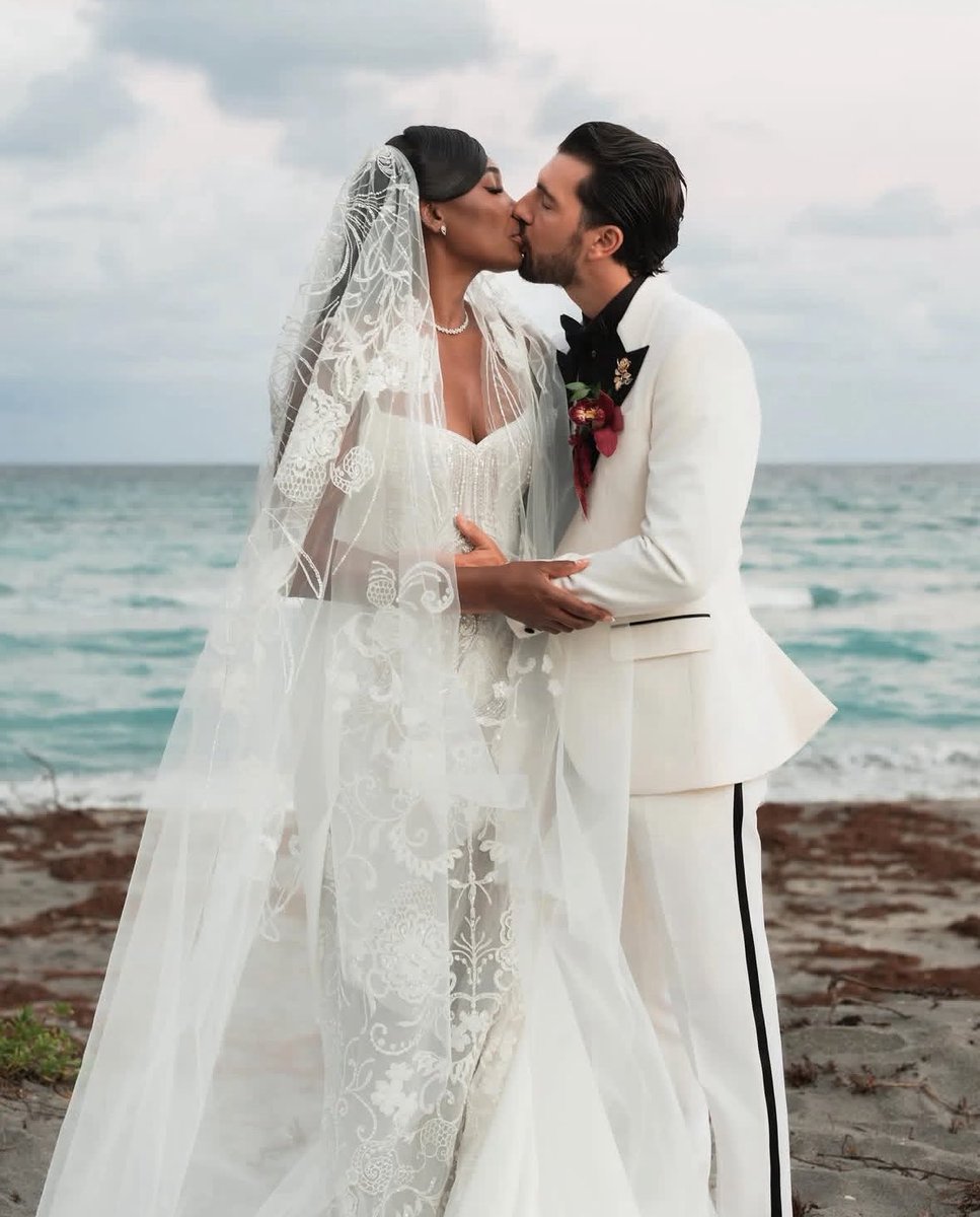 VenusGauff's tweet image. VENUS GOT MARRIED 😭😭🤍🥹