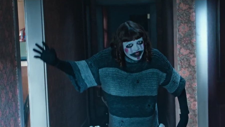 tangy_tanger1ne's tweet image. I feel like im being gaslit DOES THIS MAKEUP NOT LOOK AWFUL???